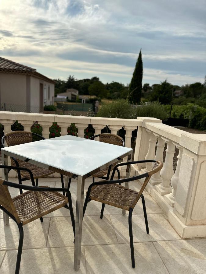 La Villa Du Rayol Saint Maximin Εξωτερικό φωτογραφία